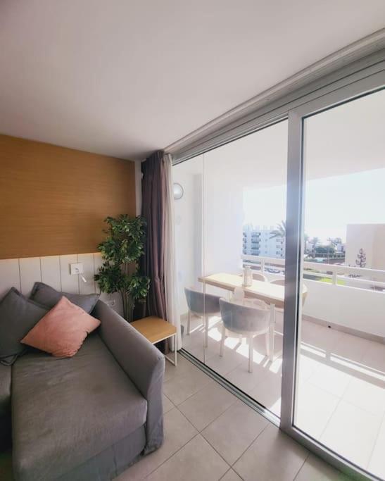 Sea Views Playa Del Ingles Beach Lovers 2 San Bartolomé Exterior photo