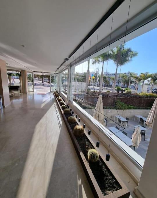 Sea Views Playa Del Ingles Beach Lovers 2 San Bartolomé Exterior photo